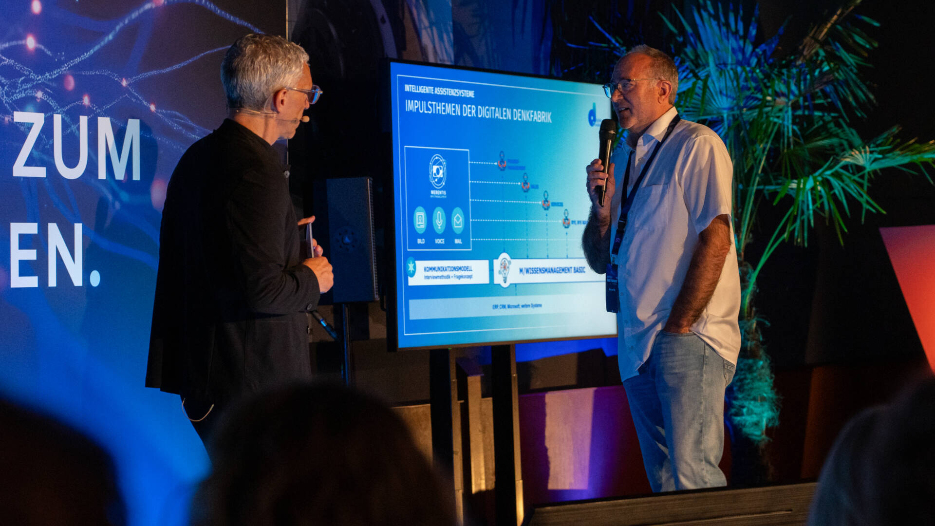 Uwe Schmitz von Melchers und Dirk Paul von VDE Services beim Paneltalk Saperion